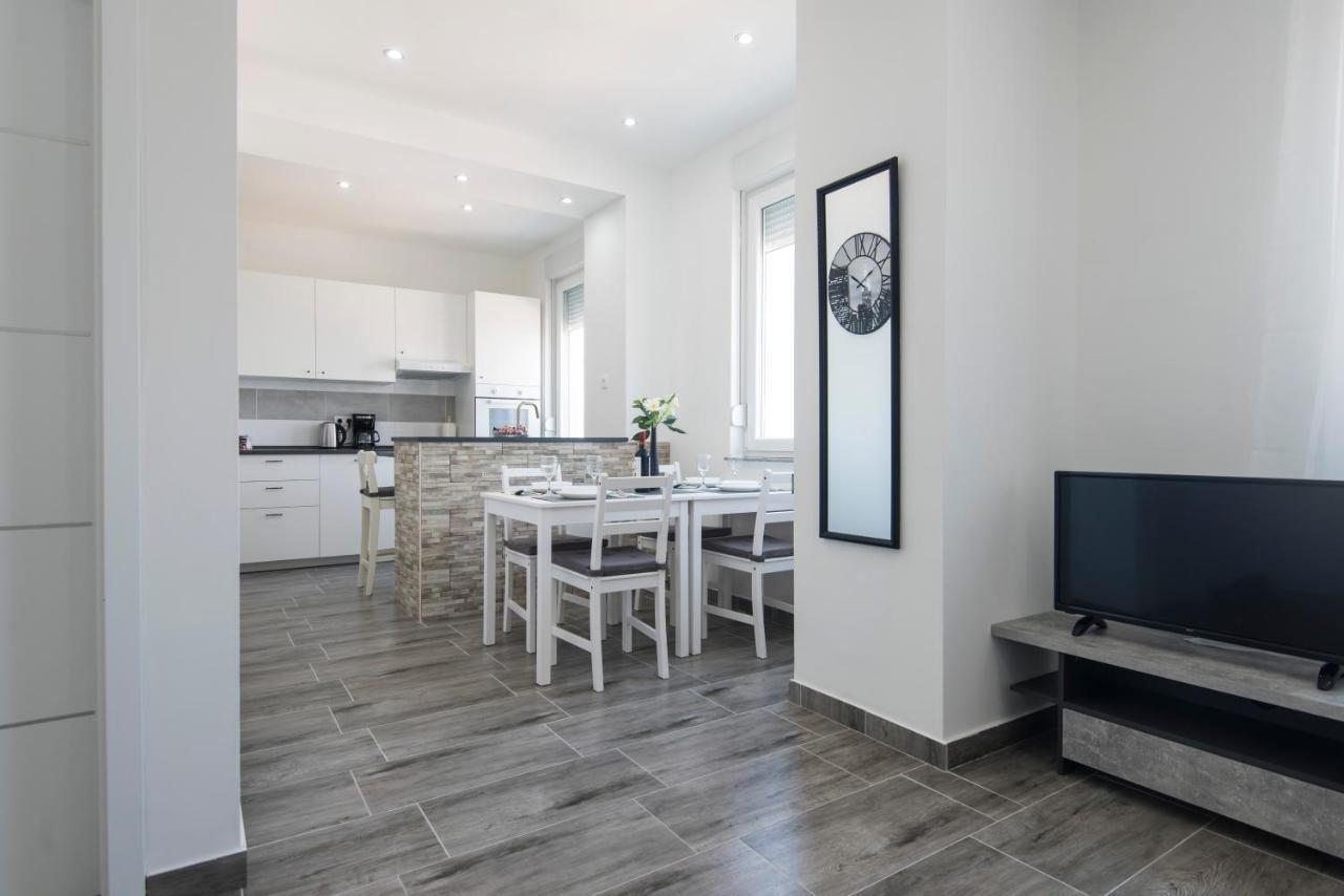 Pleasure Sea View Apartment זאדאר מראה חיצוני תמונה